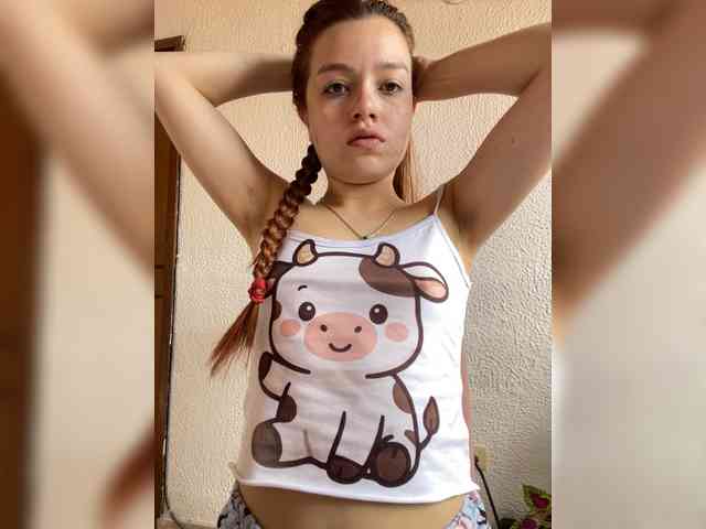 Pamela-Velvet Pamela-Velvet