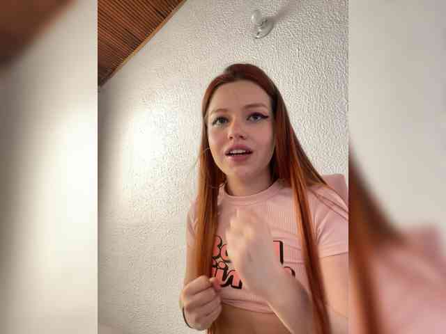 Pamela-Velvet webcam