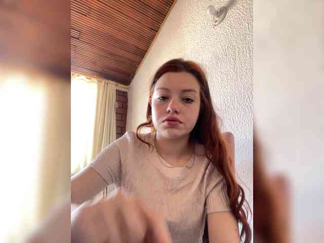 Pamela-Velvet webcam