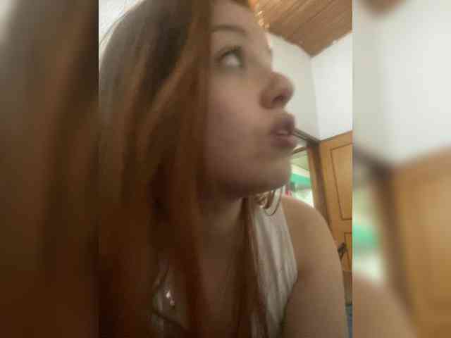 Pamela-Velvet webcam