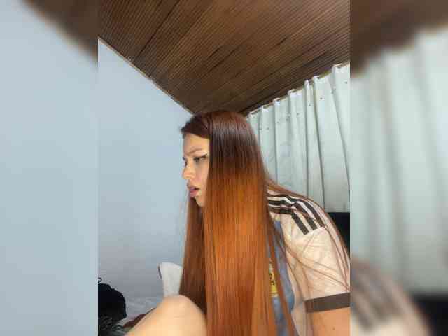 Pamela-Velvet webcam