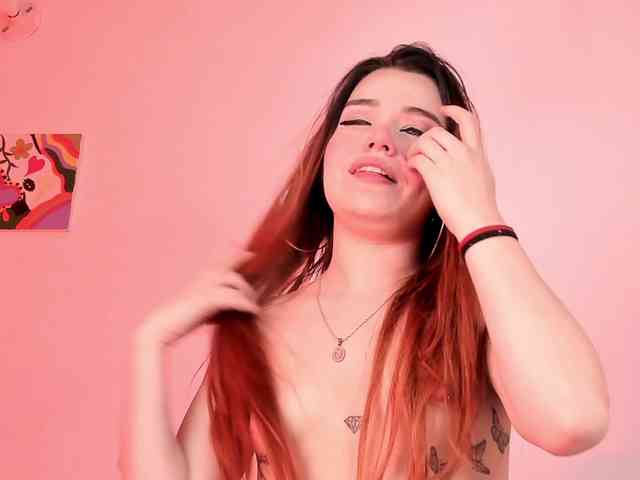 Pamela-Velvet webcam