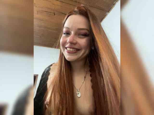 Pamela-Velvet webcam