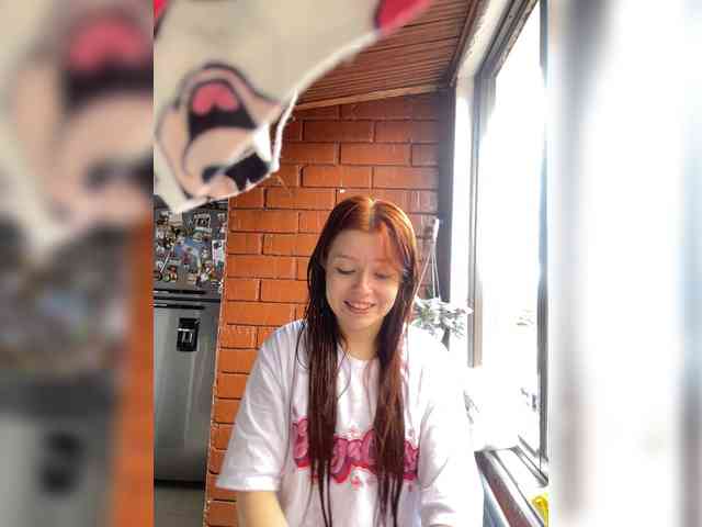 Pamela-Velvet webcam