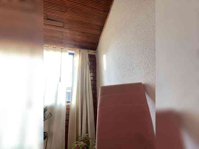 Pamela-Velvet webcam