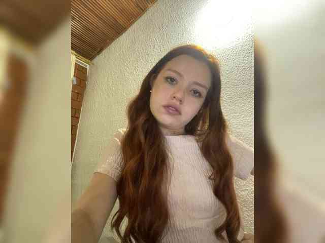 Pamela-Velvet webcam