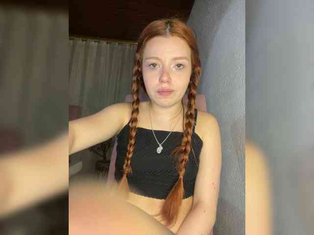 Pamela-Velvet webcam