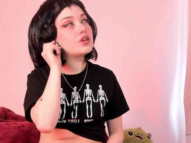 Pamela-Velvet webcam