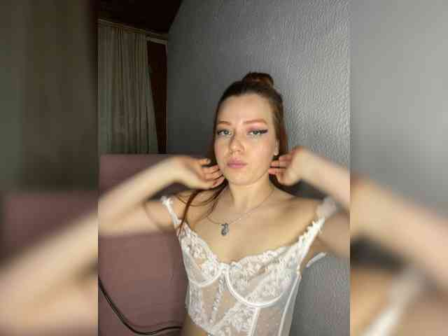 Pamela-Velvet webcam