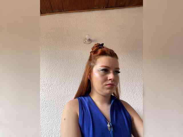 Pamela-Velvet webcam