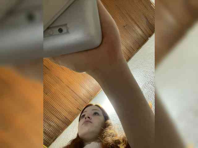 Pamela-Velvet webcam