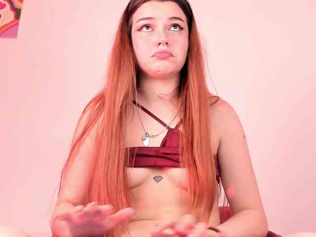 Pamela-Velvet webcam