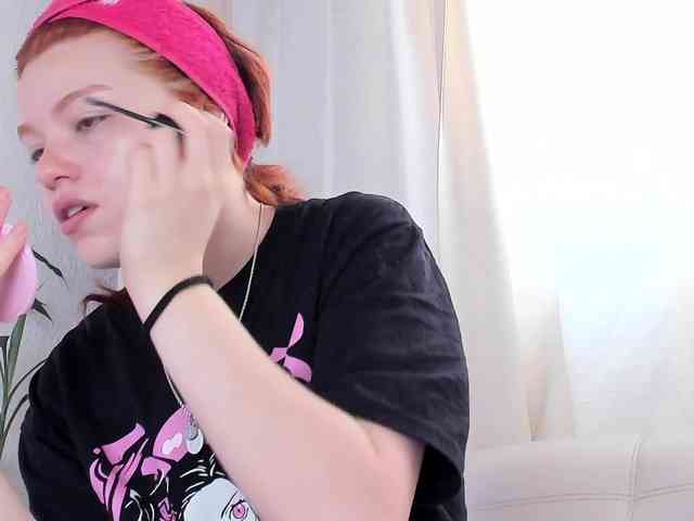 Pamela-Velvet webcam