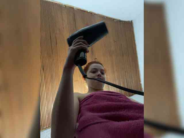 Pamela-Velvet webcam