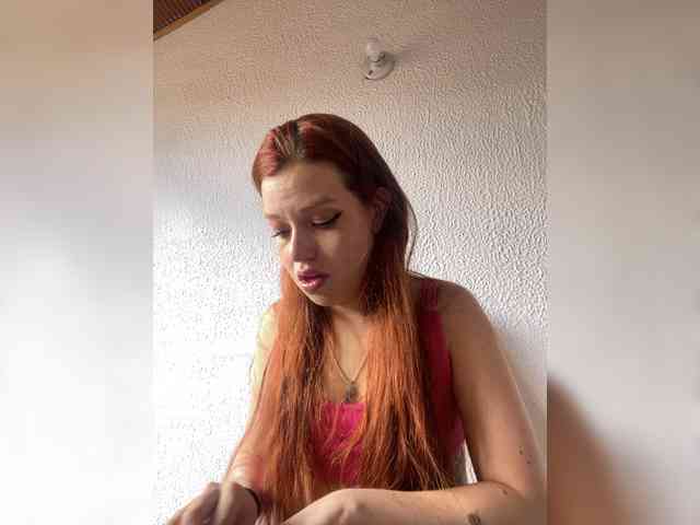 Pamela-Velvet webcam