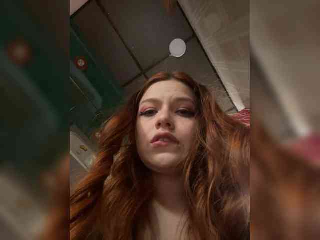 Pamela-Velvet webcam