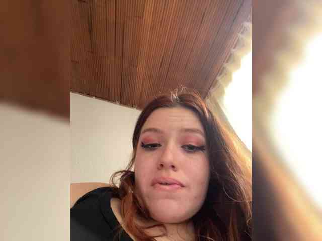 Pamela-Velvet webcam