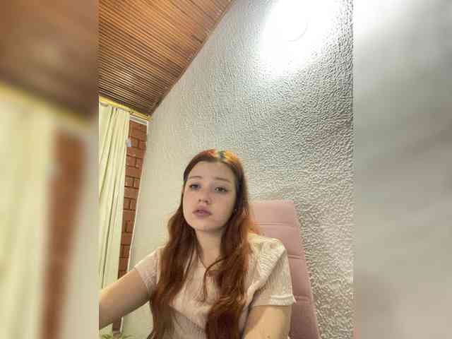 Pamela-Velvet webcam