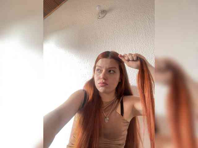 Pamela-Velvet webcam