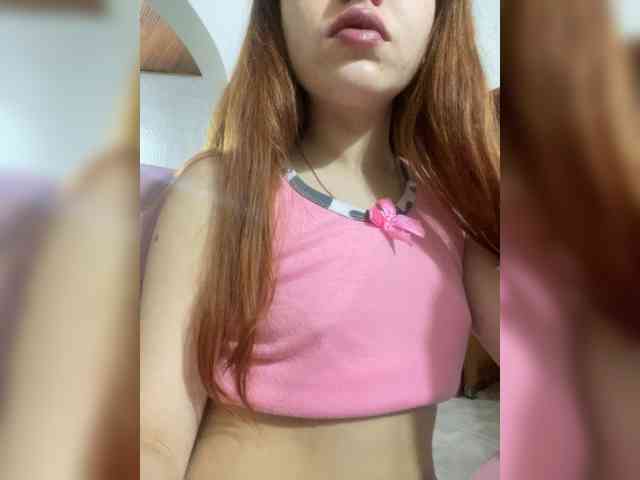 Pamela-Velvet webcam