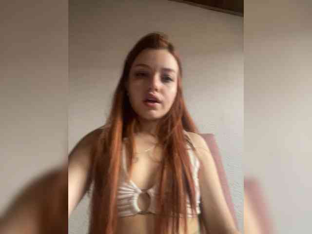 Pamela-Velvet webcam