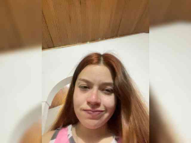 Pamela-Velvet webcam