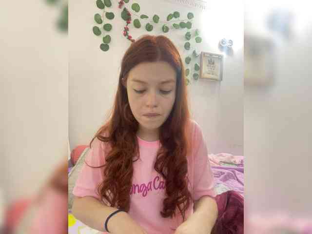 Pamela-Velvet Pamela-Velvet