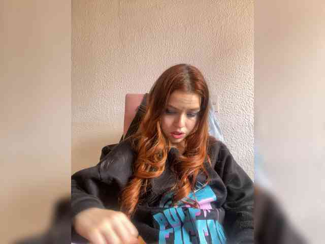 Pamela-Velvet webcam