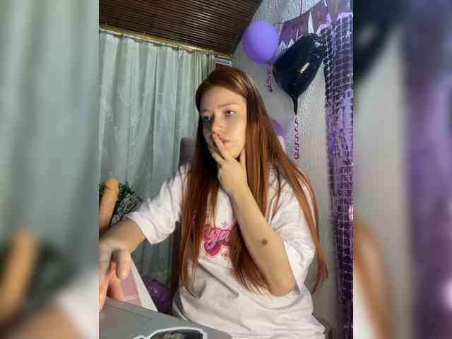 Pamela-Velvet webcam