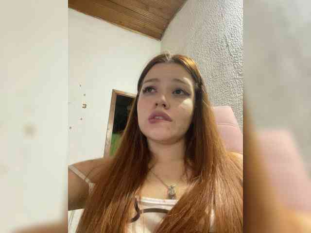 Pamela-Velvet Pamela-Velvet