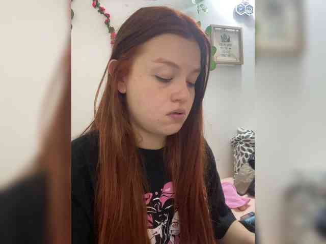 Pamela-Velvet webcam