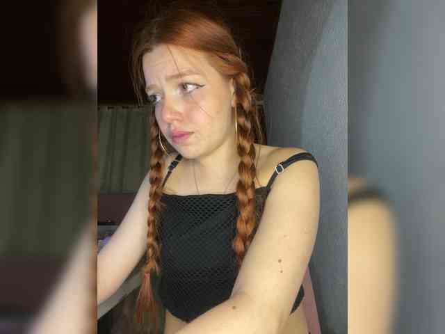 Pamela-Velvet webcam