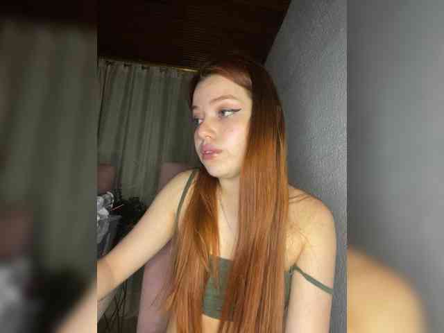 Pamela-Velvet Pamela-Velvet