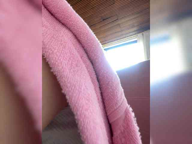 Pamela-Velvet webcam