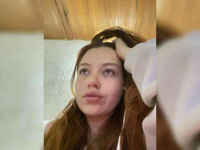 Pamela-Velvet Pamela-Velvet