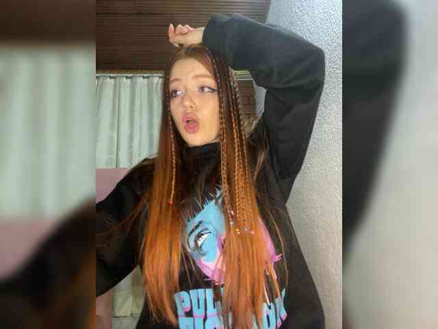 Pamela-Velvet webcam