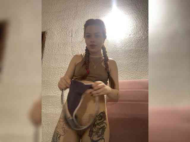 Pamela-Velvet Pamela-Velvet