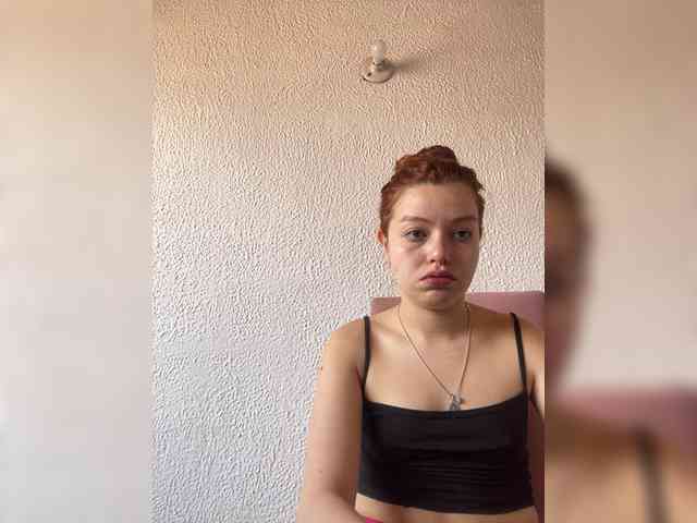 Pamela-Velvet webcam