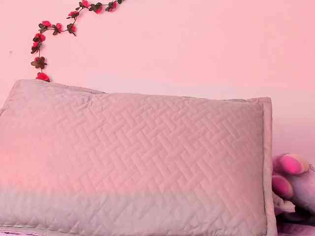 Pamela-Velvet webcam