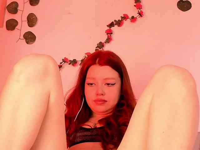 Pamela-Velvet Pamela-Velvet