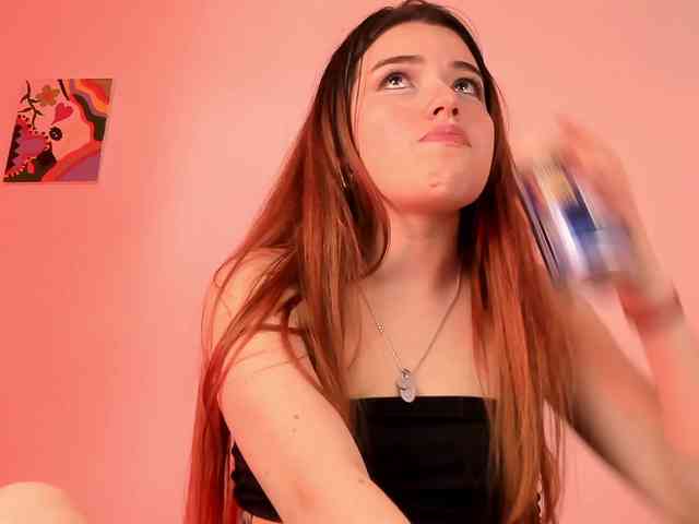 Pamela-Velvet webcam