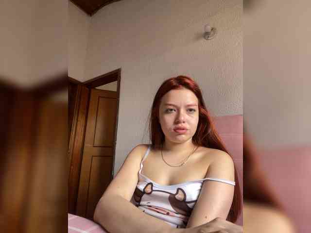 Pamela-Velvet webcam