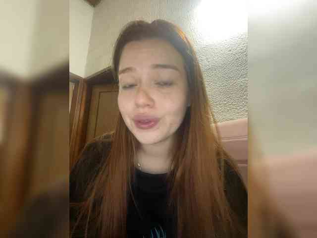 Pamela-Velvet webcam