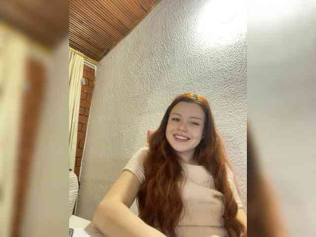 Pamela-Velvet webcam