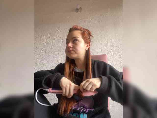 Pamela-Velvet webcam