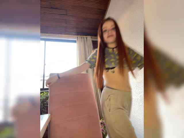 Pamela-Velvet Pamela-Velvet