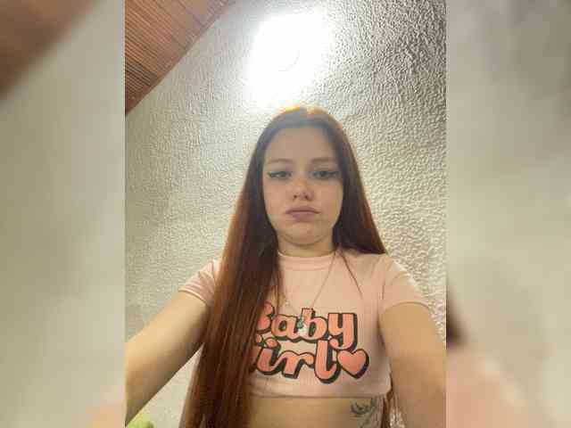 Pamela-Velvet webcam