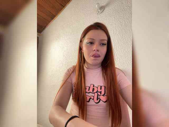 Pamela-Velvet webcam