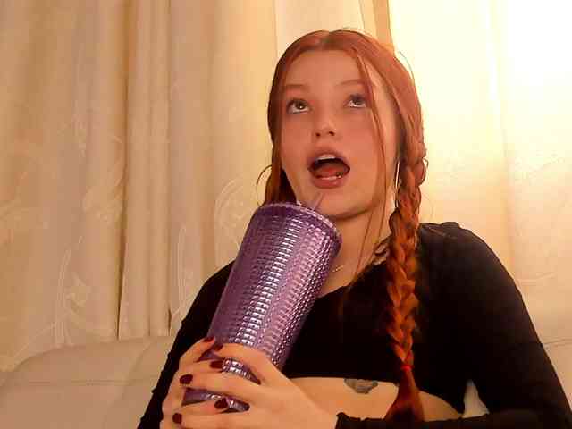 Pamela-Velvet webcam