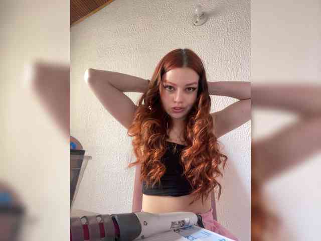 Pamela-Velvet webcam